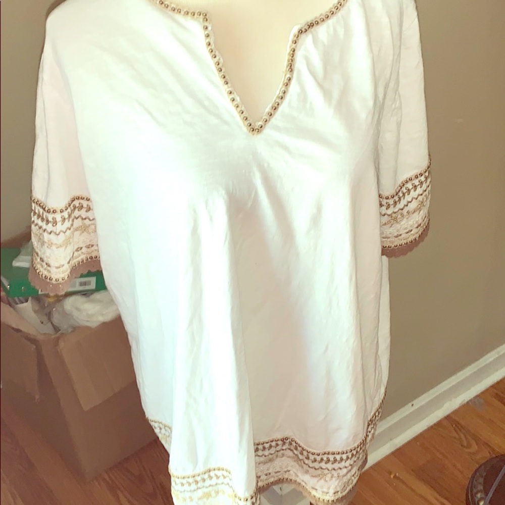 Roaman’s White Top with Floral, lacy studded trim